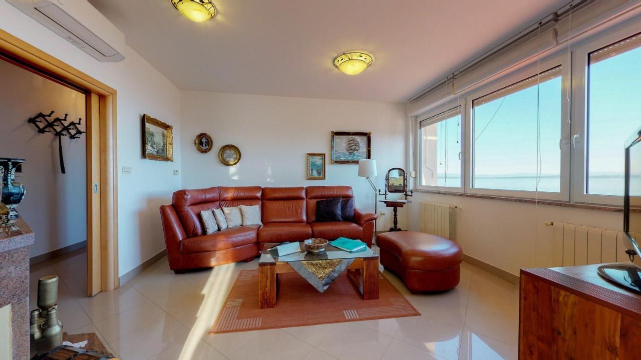Villa Luppo Icici Exterior photo